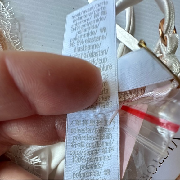 Victorias Secret Satin Sheer Lace Top & Bottom NWT Medium - Picture 4 of 5